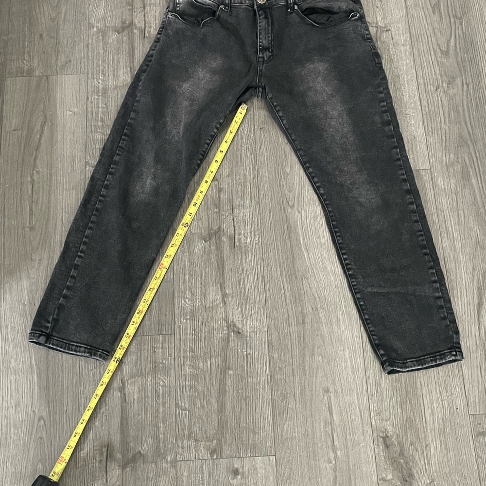 Rocawear Black Relaxed Jeans with Natural Fading